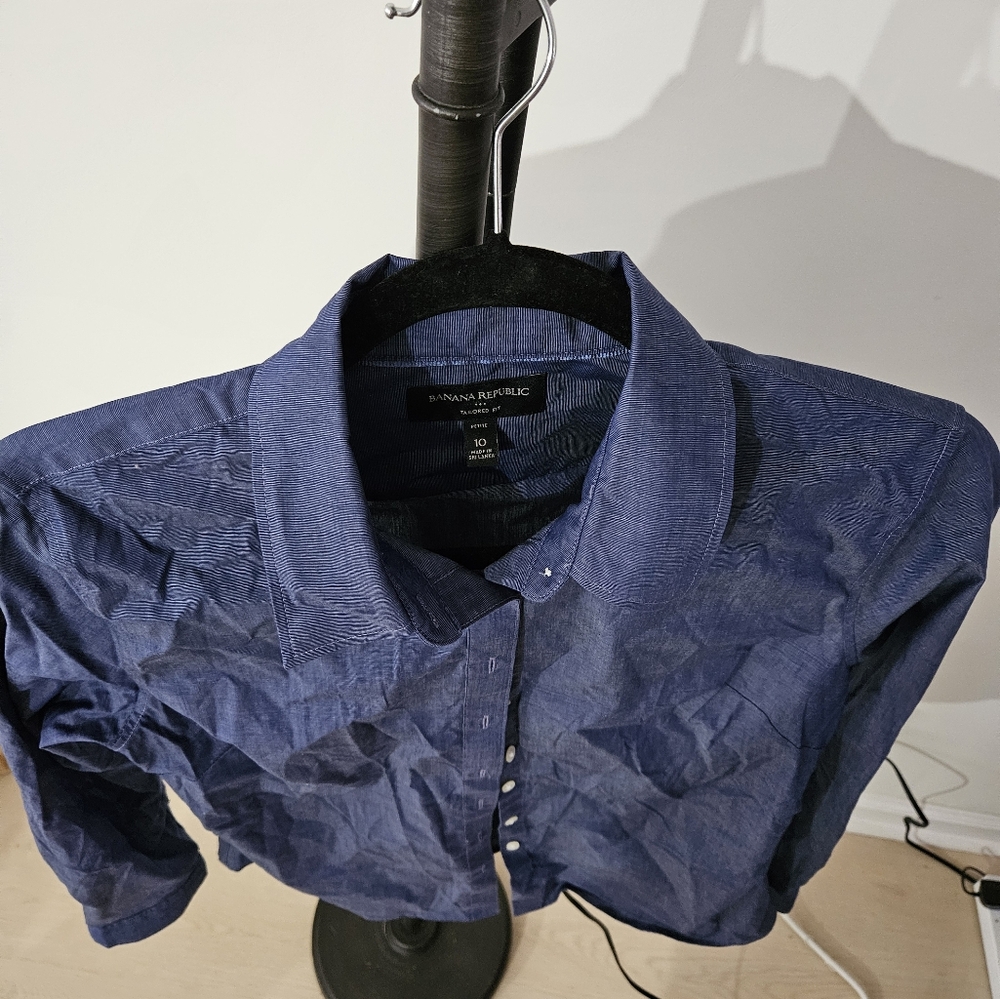Banana Republic Women's size 10 button up - Picture 3 of 8